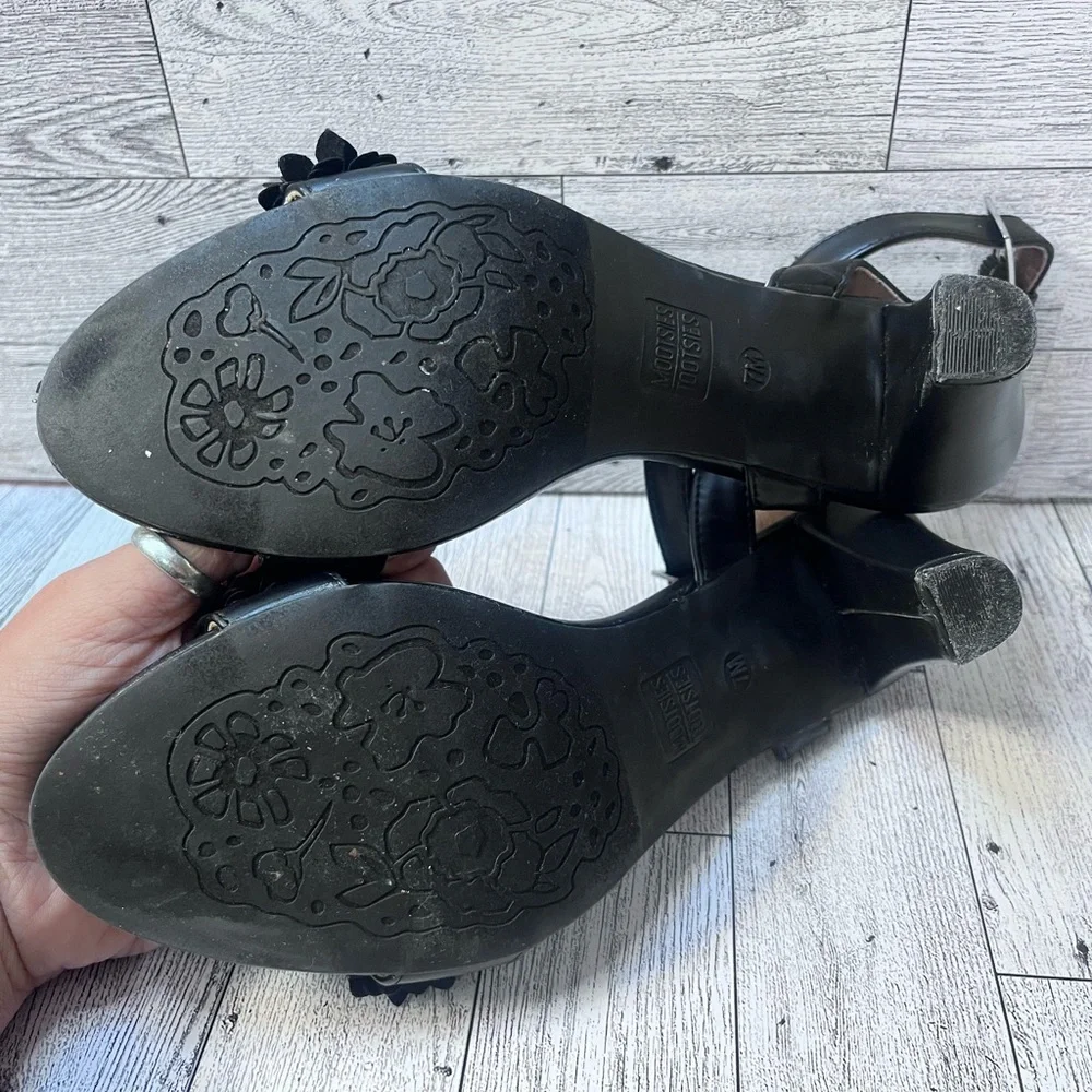 Mootsies Tootsies Black Floral Heels - Picture 5 of 6